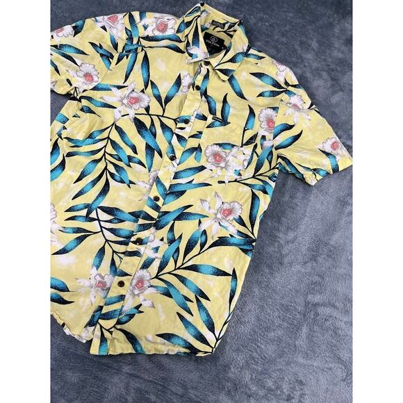 Men’s Volcom S Yellow Tropical Floral Short Sleeve Shirt – Excellent Condition - Picture 8 of 11